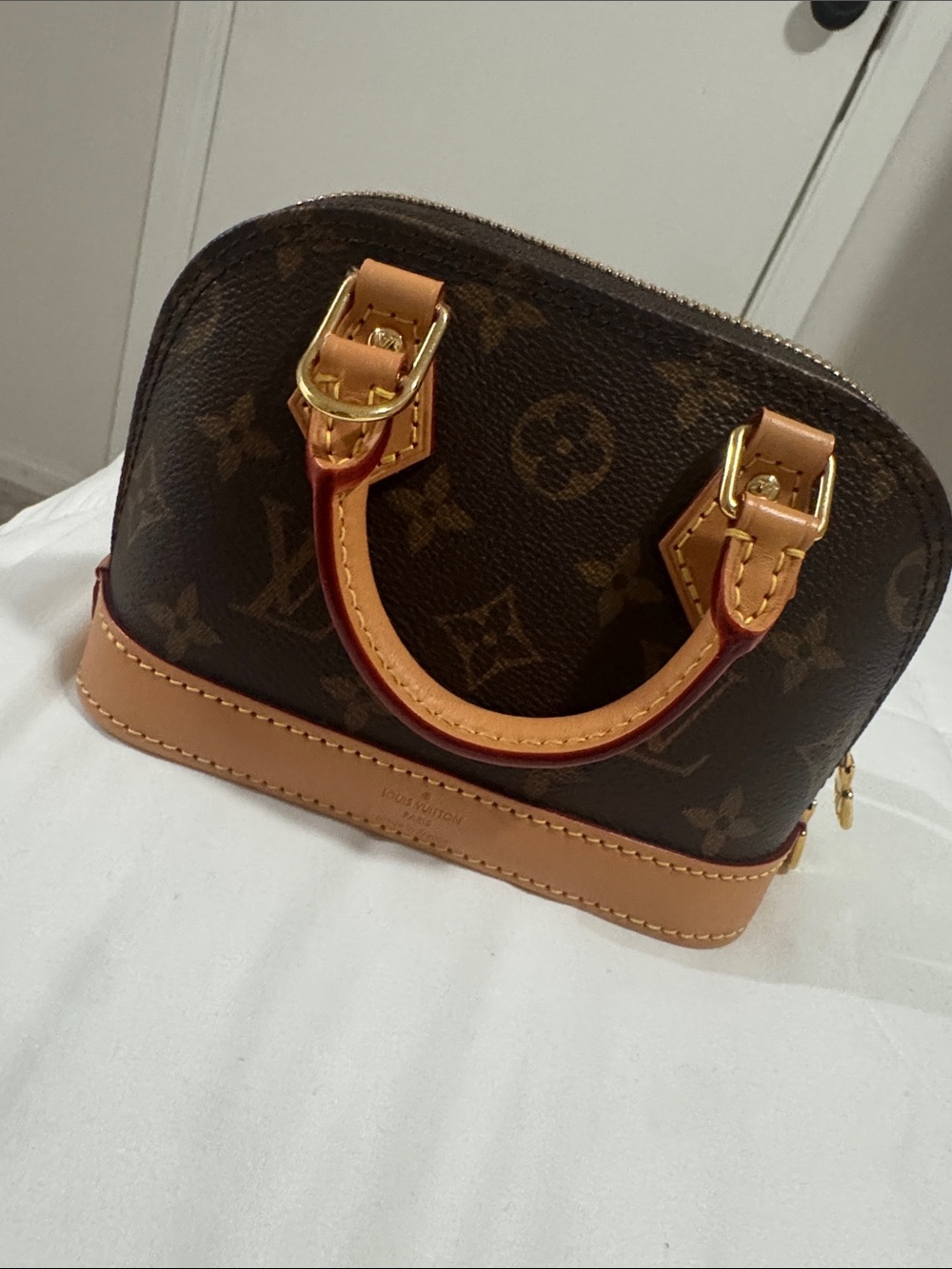 Nano Alma Louis Vuitton